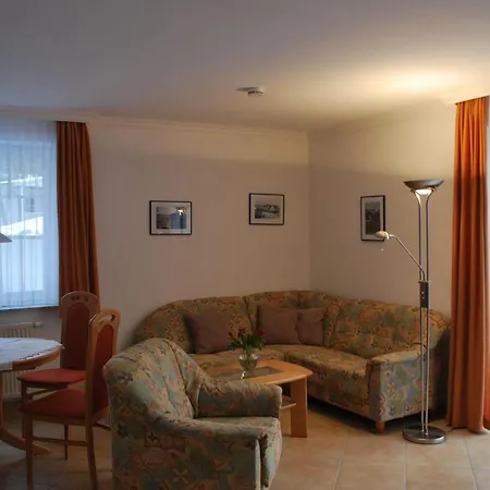 Ferienhaus-Zum-Suedstrand-App-1 *